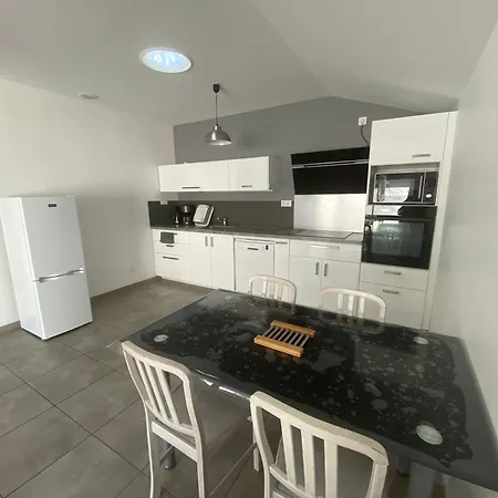 Semesterbostad Maison Climatisee 47 M2 Proche Et Ocean